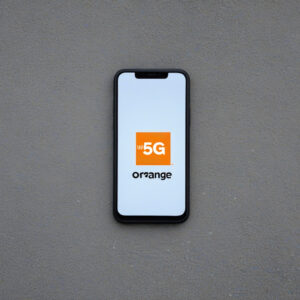 L’affaire de la semaine : un nouveau forfait mobile 5G 300Go sur le réseau Orange, imbattable face à Sosh